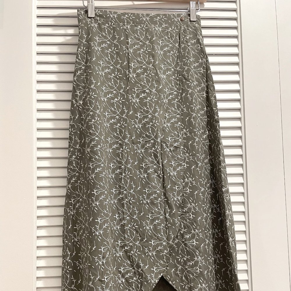 Vine Asymmetrical Skirt
